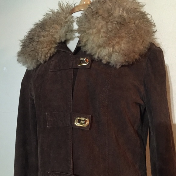 🐏Vintage Leather Coat w/ Natural Wool Trim - Picture 2 of 3