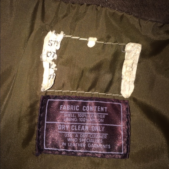 🐏Vintage Leather Coat w/ Natural Wool Trim - Picture 3 of 3