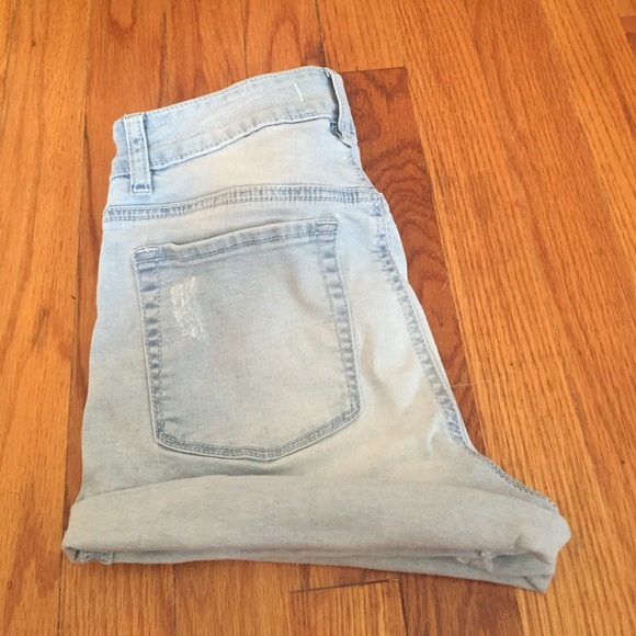 🎊CLOSING SALE🎊Bullhead light wash shorts