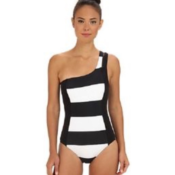 AUTHENTIC DKNY BATHINGSUIT