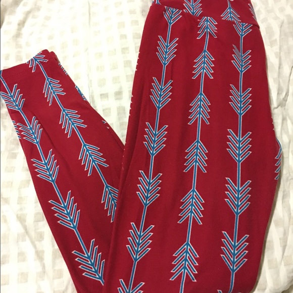 HTF rare red and blue arrow LuLaRoe leggings