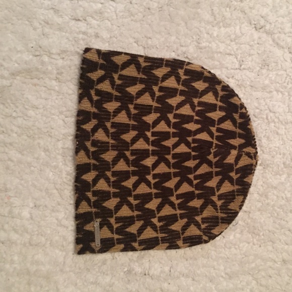 Micheal Kors beanie