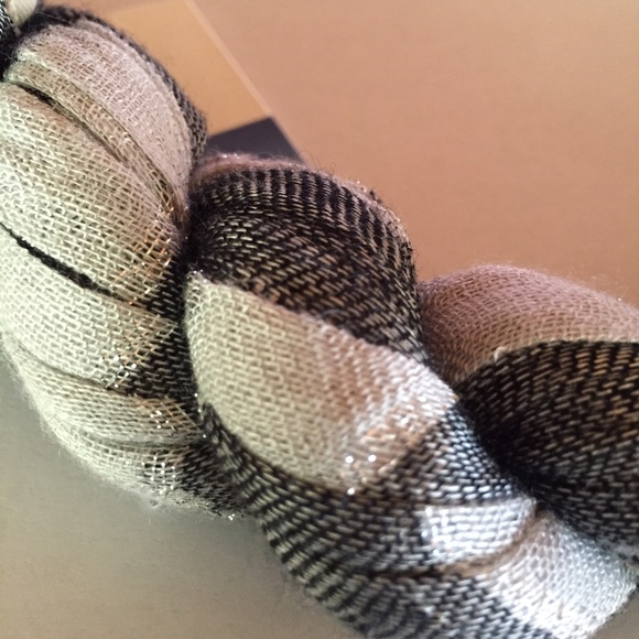 NWT Roxy Scarf - Picture 4 of 4