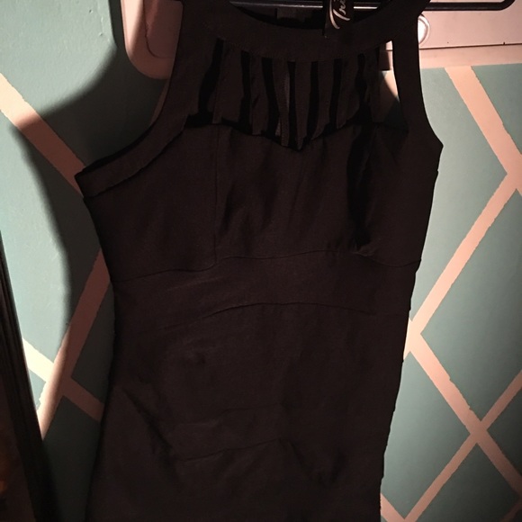 Little black dress - Picture 1 of 3