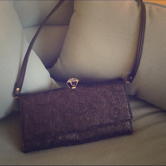 Black diamond clutch purse NWOT SHIRT BUNDLE