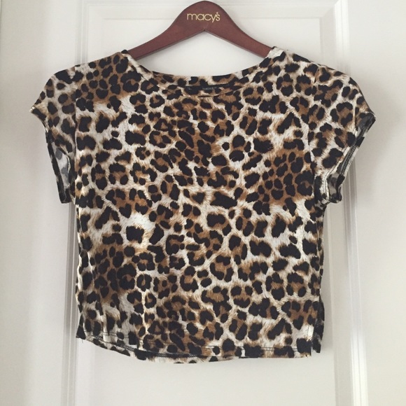 Leopard crop top