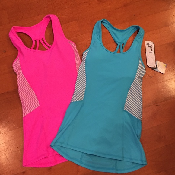 Set of 2 Super Cute Lululemon Style Tanks - XS