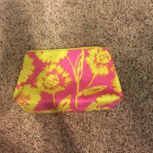 Makeup bag