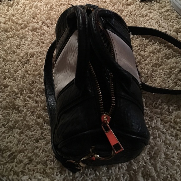 Just fab hand bag - Picture 2 of 4