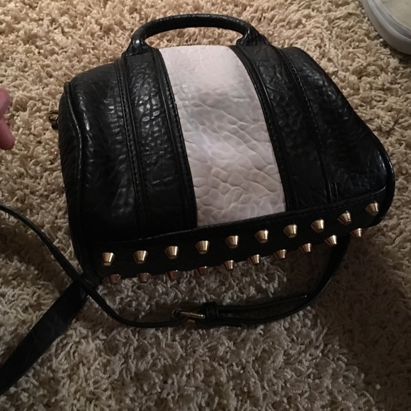 Just fab hand bag - Picture 4 of 4