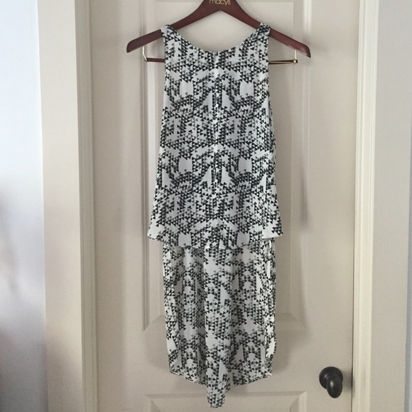 Long blouse sleeveless