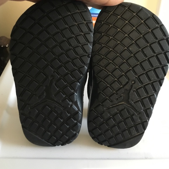 Jordan sandals  #poshmini - Picture 4 of 4