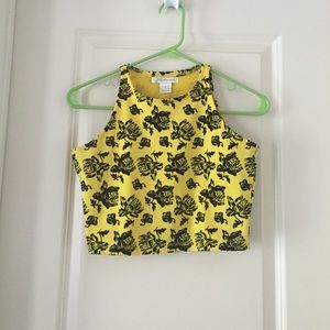 Crop top