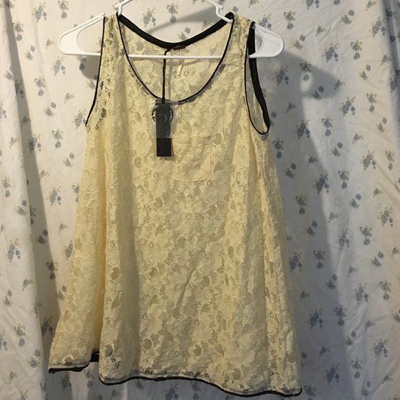 NWT Poof Lace shirt
