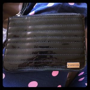 Express wristlet