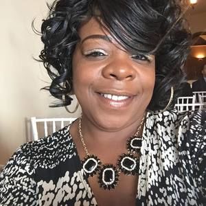 Meet your Posher, Latoya