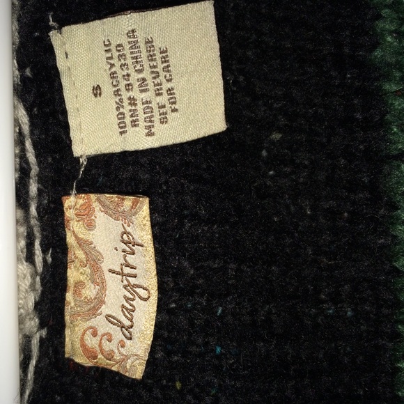 Sweater for the winter!! - Picture 3 of 3