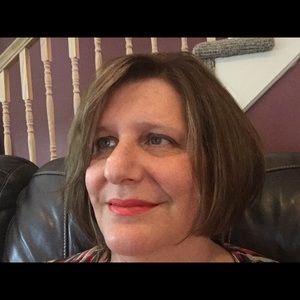 Meet your Posher, Linda