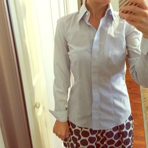 Non iron light blue fitted blouse