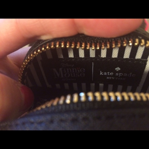 HOW TO AUTHENTICATE- Kate spade Minnie Mouse!!! - Picture 2 of 5