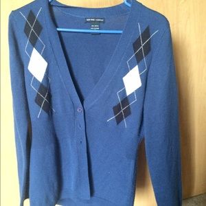 Blue argyle New York and company sweater