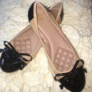 Vince Camuto flats