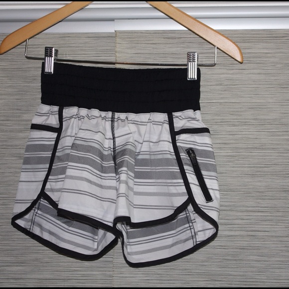 lululemon athletica Pants - Lululemon Tracker Short