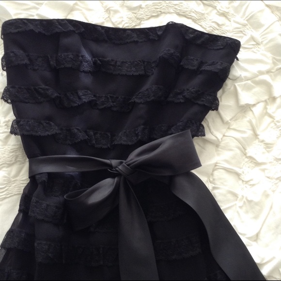 Betsy Johnson black lace midi - Picture 3 of 4