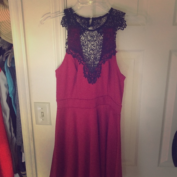 Frilly Deep Red Dress 💃🏽