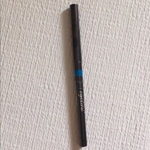 'Blue Hawaiian' Tini beauty eye liner