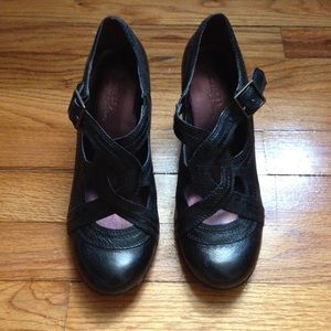 Indigo by Clark heels