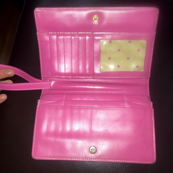 Kate Spade wallet with optional wristlet strap - Picture 3 of 4