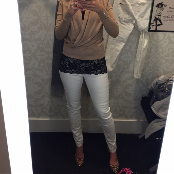 NWT size 0 R White House Black Market creme jean