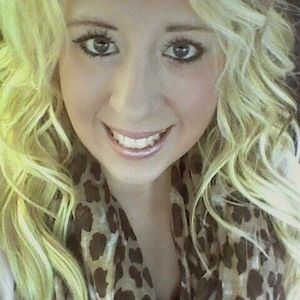 Meet your Posher, Niki