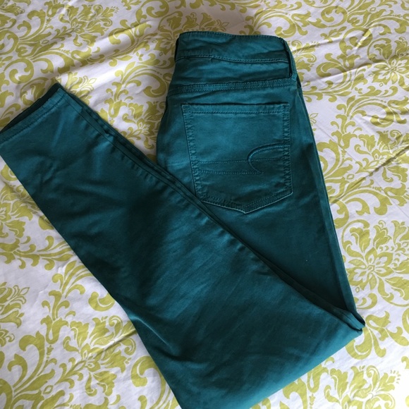 Gently used American Eagle Jeggings