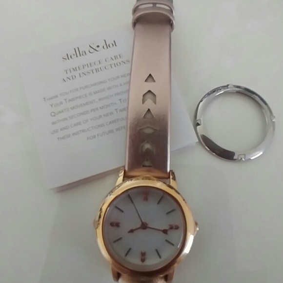 Stella & Dot Rose watch