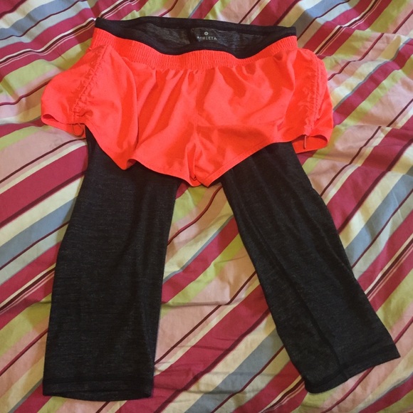 Athleta 2 in 1 Short/Capri Combo