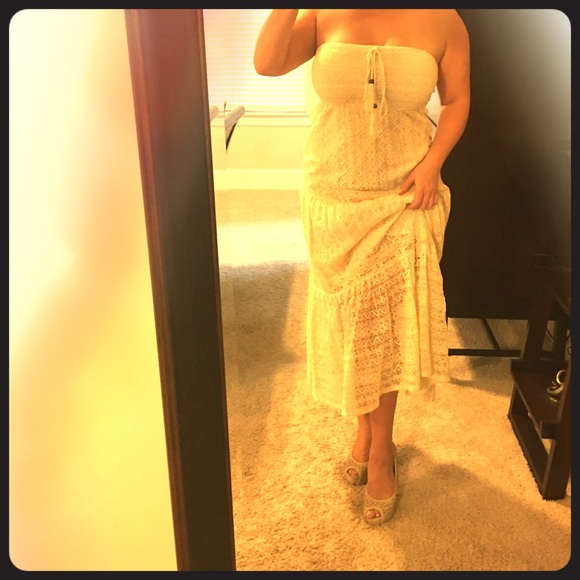 Cream strapless lace maxi