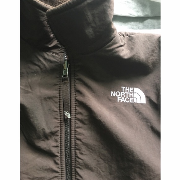 North face jacket - Picture 2 of 4
