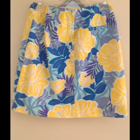 Floral mini skirt - Picture 2 of 4