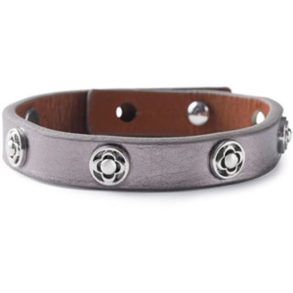 🆕 Stella &Dot bracelet "Clover" 💁