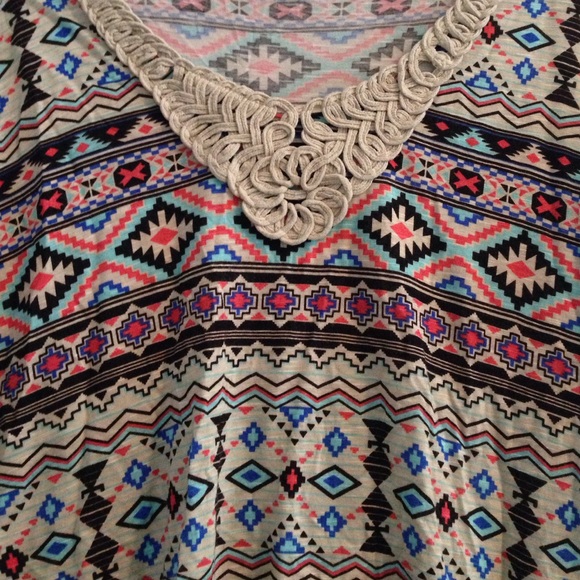 Crop top Aztec pattern - Picture 2 of 2