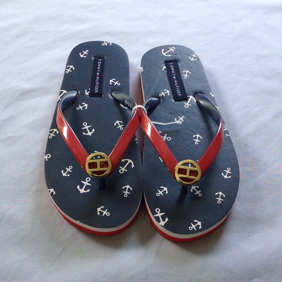 Girls Tommy Hilfiger flip flops. New, size 13
