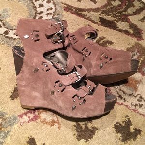 Suede wedges!