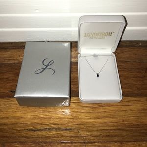 Gorgeous sapphire necklace on white gold chain.