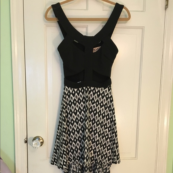 Reverse cut out high low dress - Picture 1 of 4