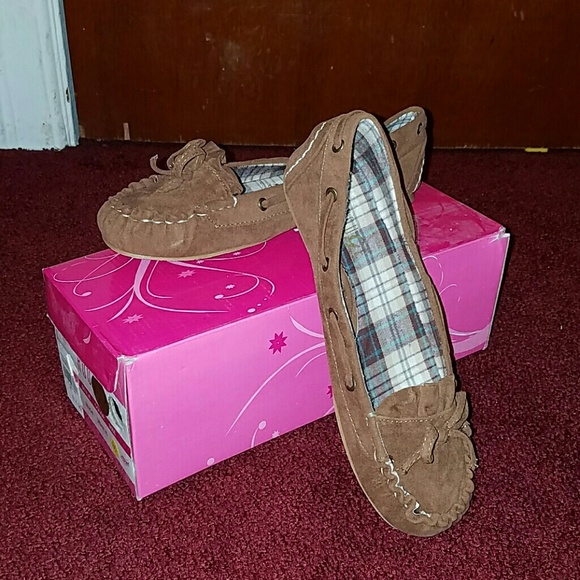 Loafers with bow