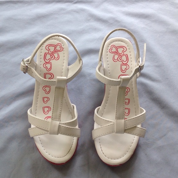 Little girls wedge sandals