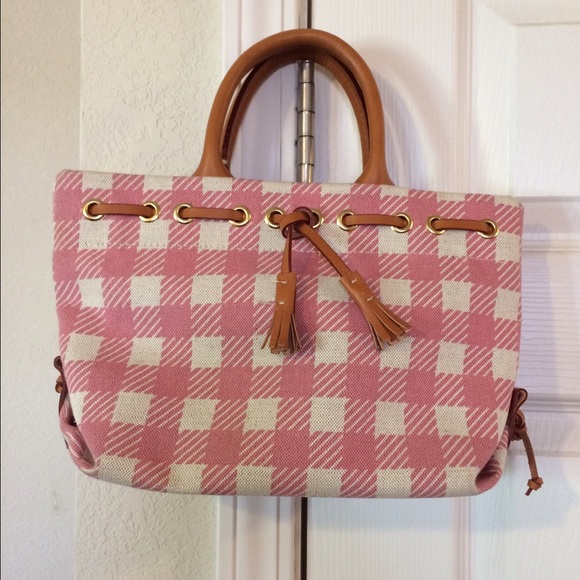 👜 Authentic Dooney & Bourke Satchel 👜