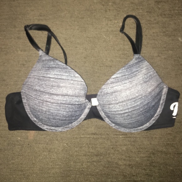 SOLD ON Ⓜ️ - Picture 1 of 3